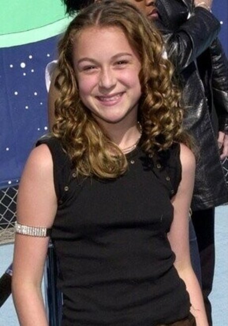 Alexa PenaVega estrella erótica fotos