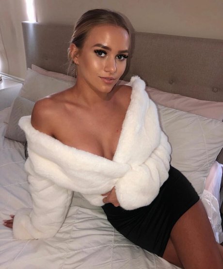 Lauren Wheatley desnudos de estrellas galería