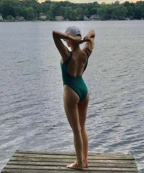 emo desnudo onlyfans bastante erótico fotos