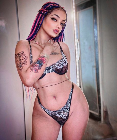 Dilnoor Aka Fotoaufnahmen