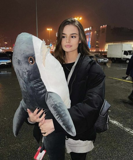 Meflia estrella porno hermosa imágenes