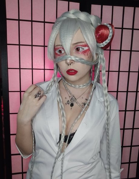 Christine Usi estrella porno caliente fotos