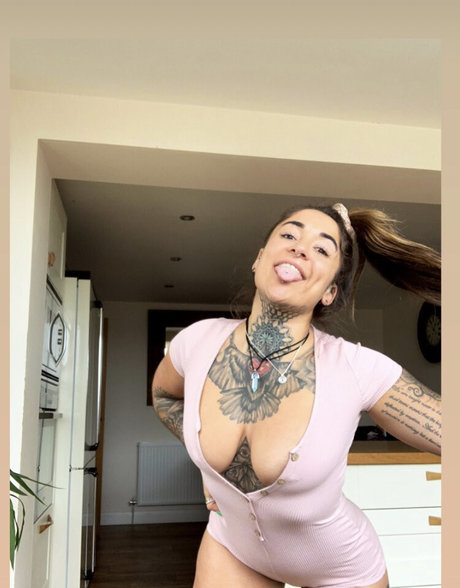 Rancesca lucia estrella hermosa galerías