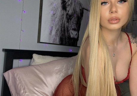 Bailey King estrella porno caliente archivo