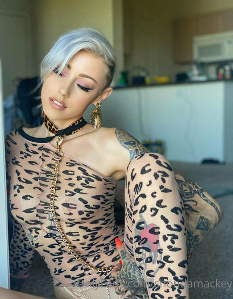 Shonda Laurelee Mackey modelo xxx galería