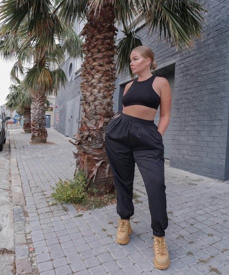 Emmahaggstrom hermosa actriz foto