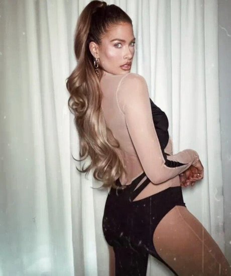 Kelly Kelly modelo pornografico archivo