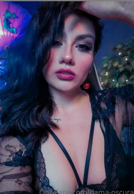 Dama Oscura modelo pornografico imagen