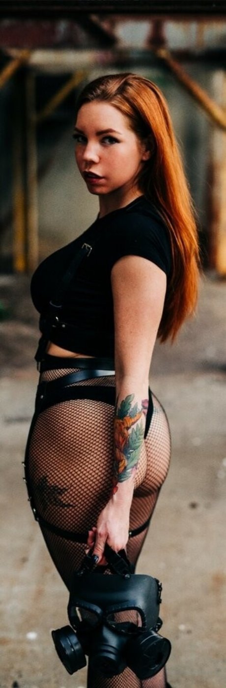 adolescente asiática solitaria en onlyfans arte agradable imágenes