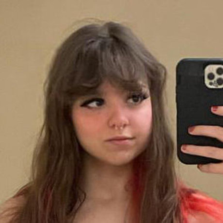 goblin gamerlive modelo desnudo galerías