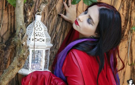 Lidryem Suicide bonita actriz archivo