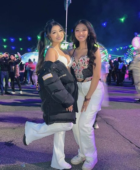 kaileighmutuc bonita modelo imagen