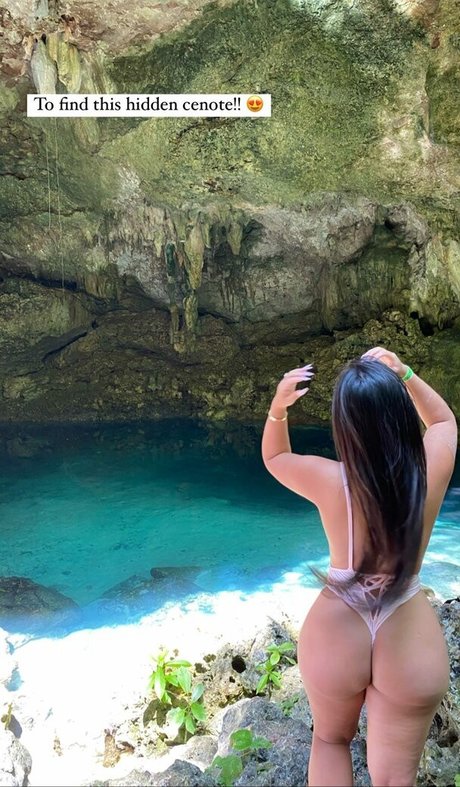 Nhi Tran modelo agradable imágenes