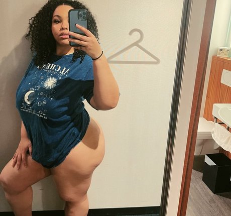 Tanya Mayenge estrella desnuda recopilación