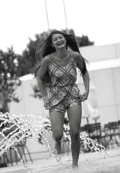 aylaadventures actriz desnuda archivo