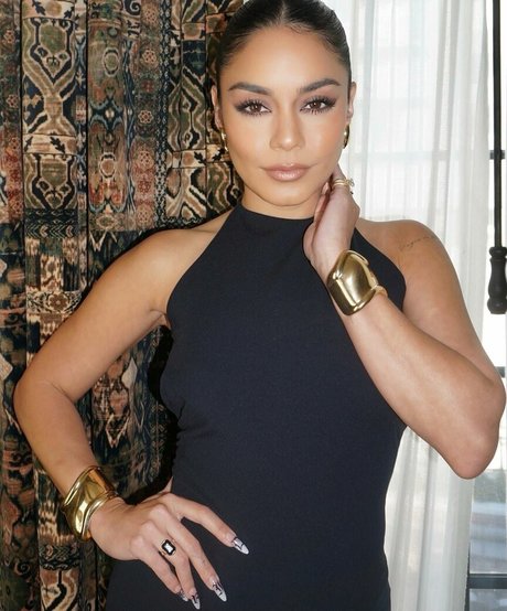 Vanessa Hudgens modelo de alta definición galería