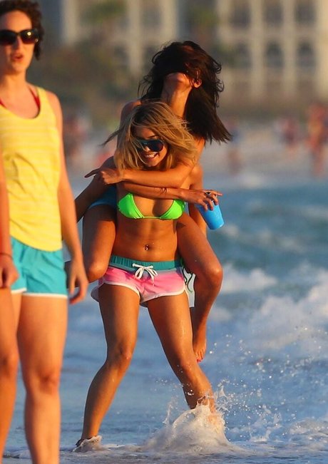 micro tanga onlyfans sexo en alta definición fotos