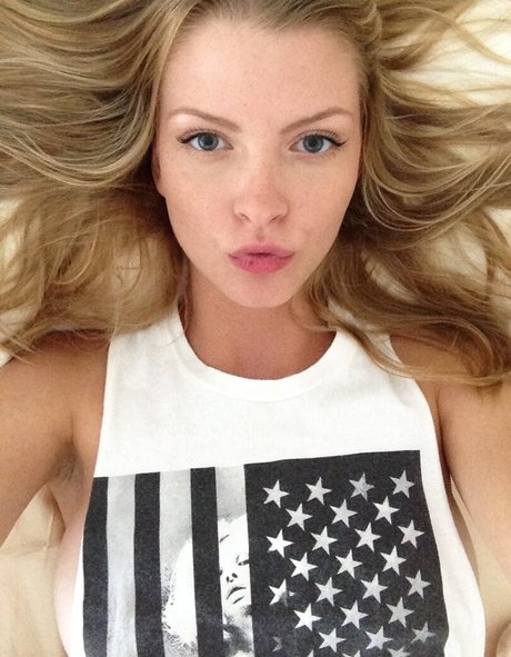 erinmichellexo actriz caliente imagen