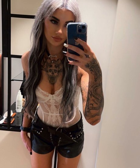 Hannah Taylor buena actriz galerías