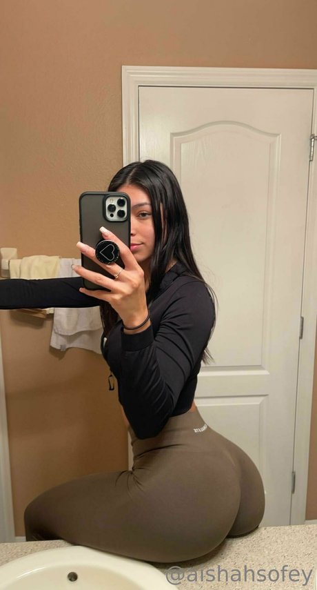 Aishah Sofey_ modelo sexy fotos