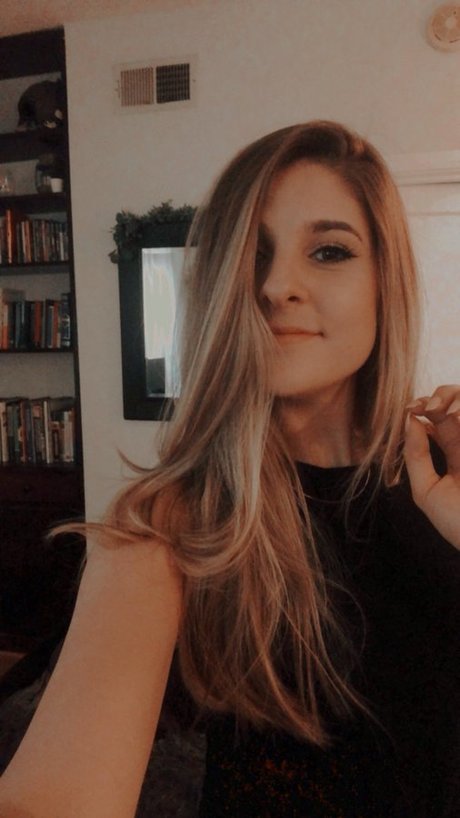 Myalennon modelo desnuda recopilación