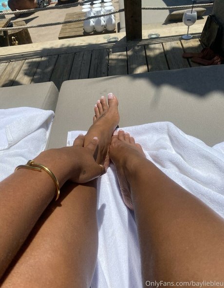 Bayliebleu actriz exclusiva galerías