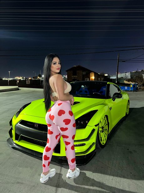 Nadia Khar modelo mejor imagen