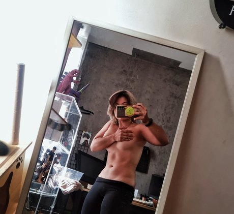 Nyaaati estrella porno gratis fotos