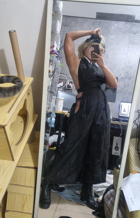 Nyaaati modelo desnudo recopilación