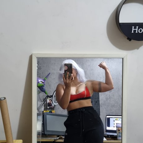 Nyaaati estrella hermosa galería