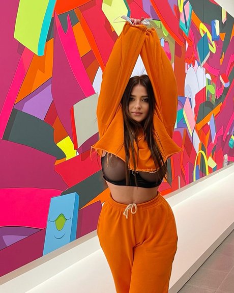 Vyeta Mustafina_ estrella desnuda galerías