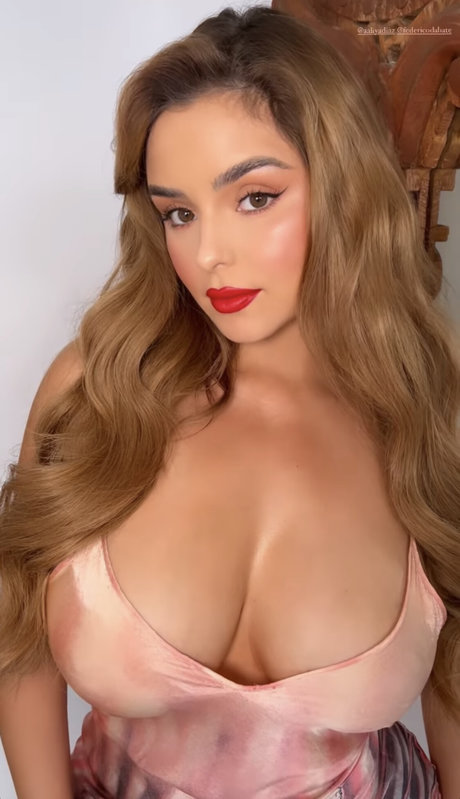Demi Rose_ actriz de desnudos foto