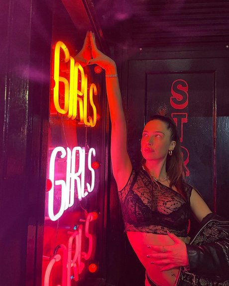 Elsie Hewitt bonita actriz fotos