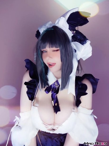 Mad Roxy modelo sexy archivo