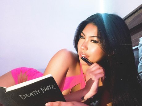 Alyanna Joelle bonita estrella galería