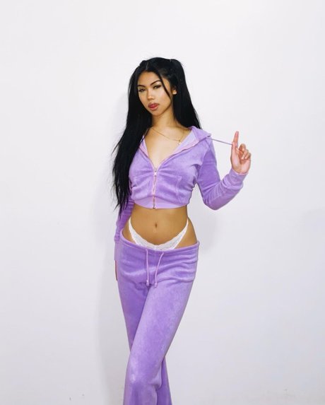 Alyanna Joelle arte estrella porno fotos