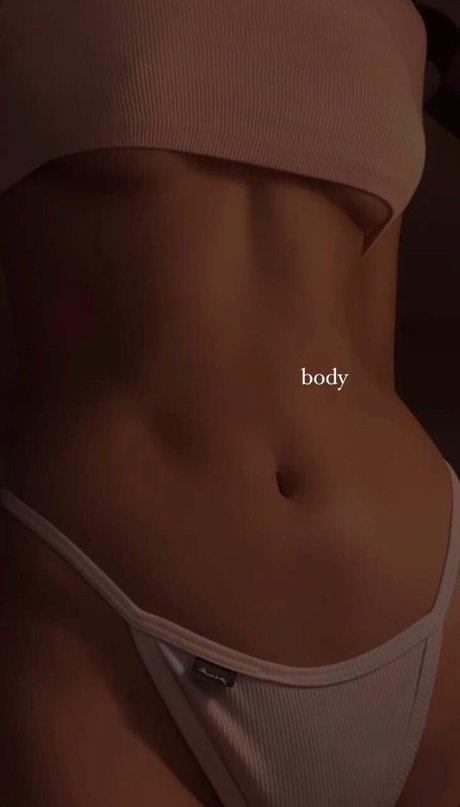 Kani Rosi xxx estrella porno imagen