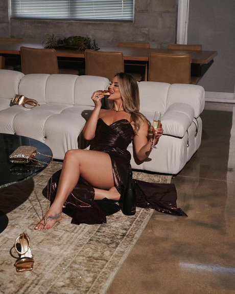 Marissa Dubois_ bonita estrella porno fotos