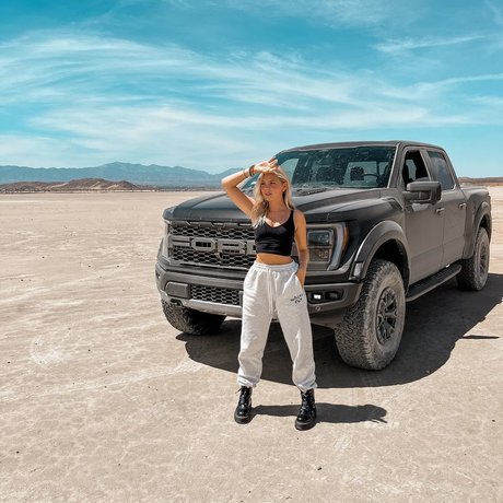 Jordyn Jones modelo porno imagen