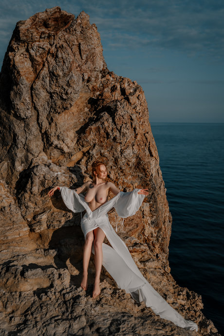 Ksenija Antropova buena estrella porno foto