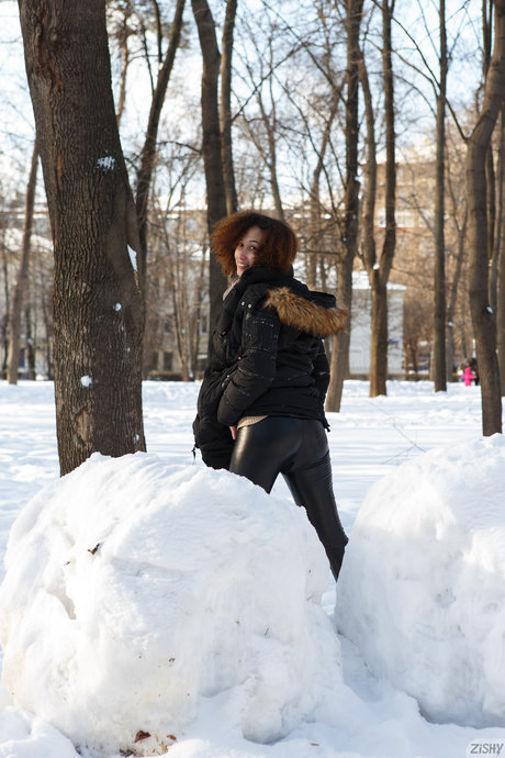 Hey Solange_ estrella adulta foto