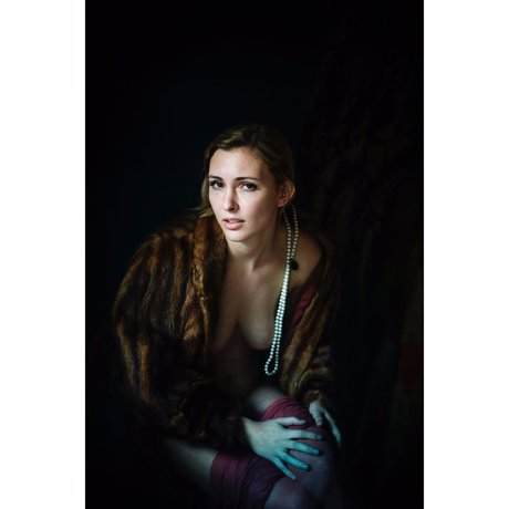 Karina Pennett buena actriz archivo