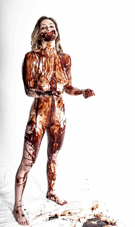 Karina Pennett estrella porno bonita galería