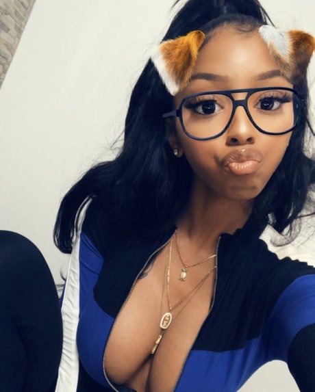 Ashley Burgos sexo estrella porno galería