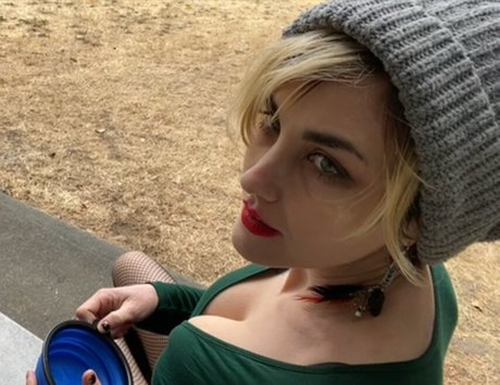 Nagisake modelo desnudos fotos