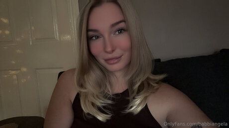 Babbiangela estrella porno del sexo imagen