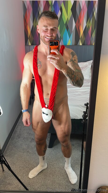 Johnnybravofree estrella porno en alta definición galería