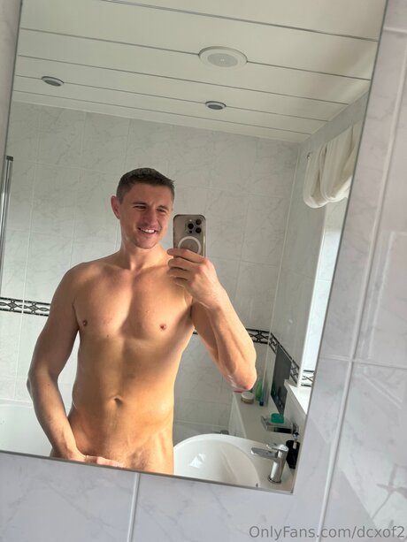 Dcxof2 actriz caliente archivo