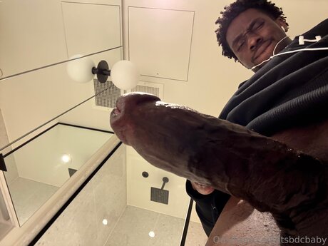 Itsbdcbaby hermosa estrella porno foto