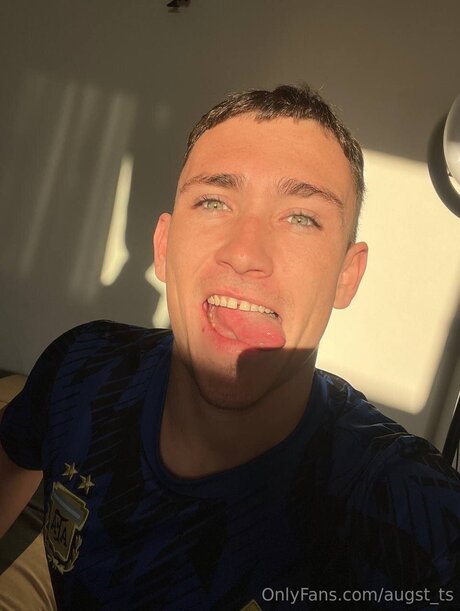 Augst Ts modelo superior imágenes